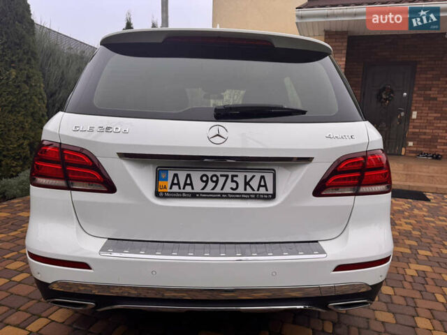 Белый Мерседес ГЛЕ-Класс, объемом двигателя 2.1 л и пробегом 164 тыс. км за 31500 $, фото 6 на Automoto.ua