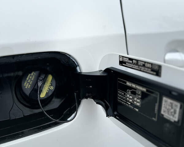 Белый Мерседес ГЛЕ-Класс, объемом двигателя 3.5 л и пробегом 110 тыс. км за 25500 $, фото 10 на Automoto.ua