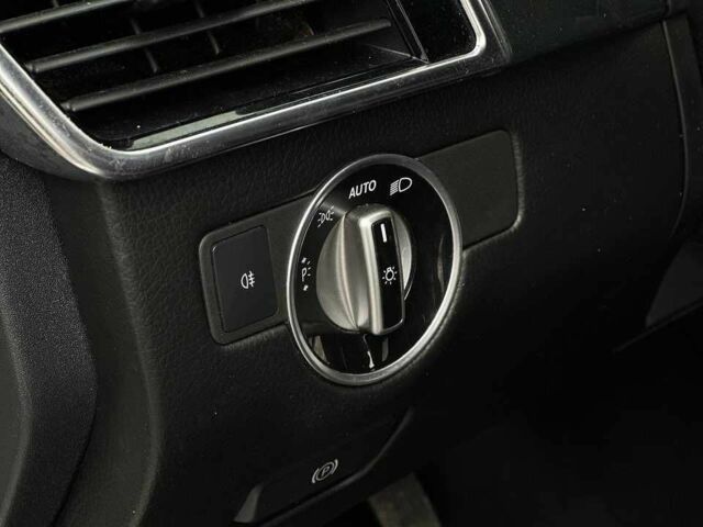 Белый Мерседес ГЛЕ-Класс, объемом двигателя 3.5 л и пробегом 130 тыс. км за 35000 $, фото 7 на Automoto.ua