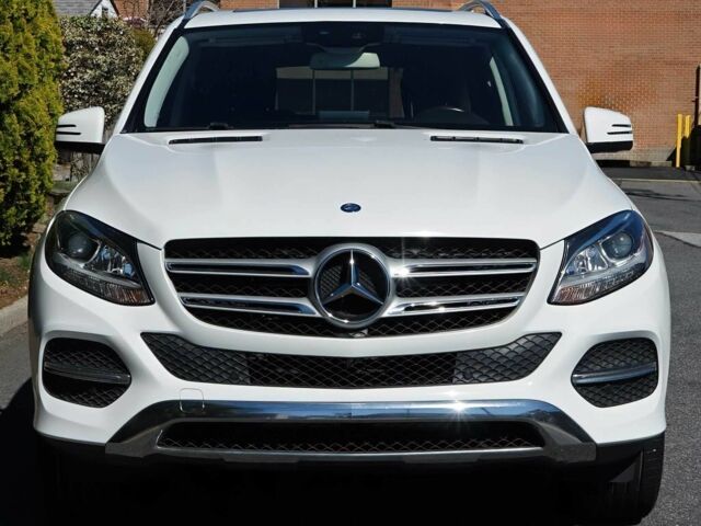 Белый Мерседес ГЛЕ-Класс, объемом двигателя 3.5 л и пробегом 66 тыс. км за 10700 $, фото 1 на Automoto.ua