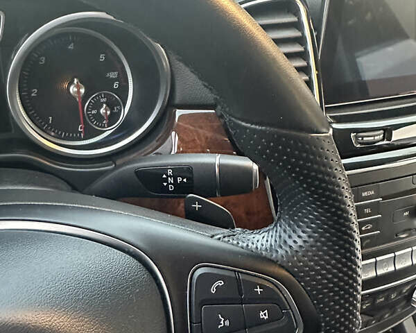 Мерседес ГЛЕ-Класс 2017 в Снятине на Automoto.ua Белый Мерседес ГЛЕ-Класс, объемом двигателя 2.14 л и пробегом 84 тыс. км за 34900 $, фото 33 на Automoto.ua