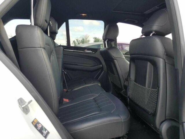 Белый Мерседес ГЛЕ-Класс, объемом двигателя 0 л и пробегом 91 тыс. км за 10000 $, фото 11 на Automoto.ua