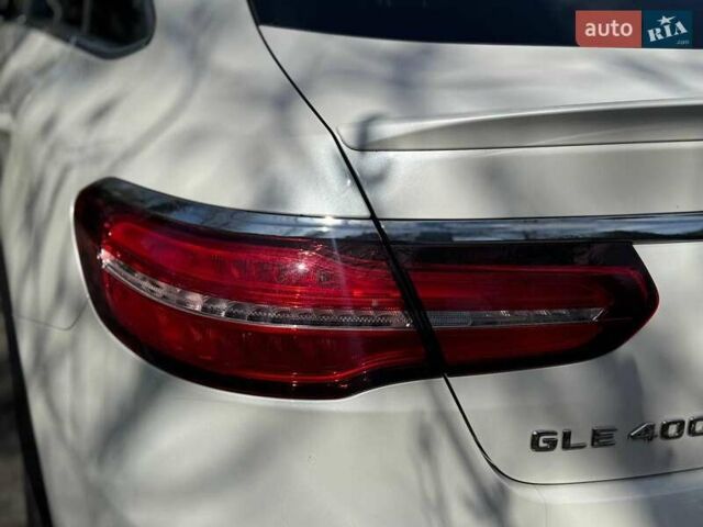 Белый Мерседес ГЛЕ-Класс, объемом двигателя 3 л и пробегом 78 тыс. км за 32290 $, фото 6 на Automoto.ua