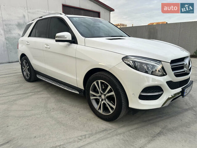 Мерседес ГЛЕ-Класс 2017 в Снятине на Automoto.ua Белый Мерседес ГЛЕ-Класс, объемом двигателя 2.14 л и пробегом 84 тыс. км за 34900 $, фото 7 на Automoto.ua