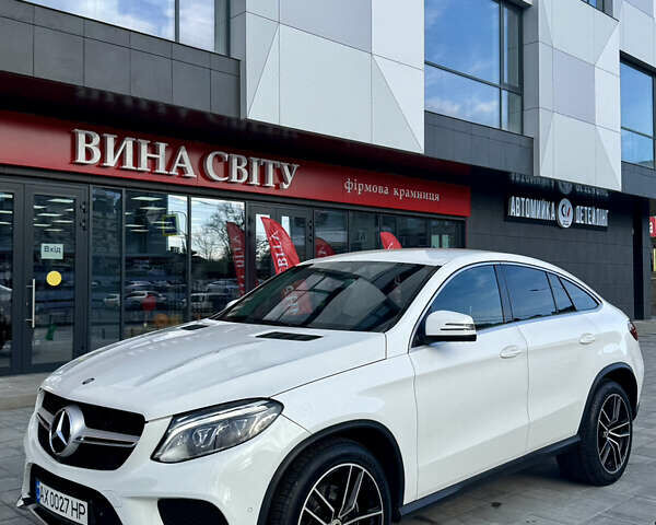 Белый Мерседес ГЛЕ-Класс, объемом двигателя 2.99 л и пробегом 159 тыс. км за 45000 $, фото 16 на Automoto.ua