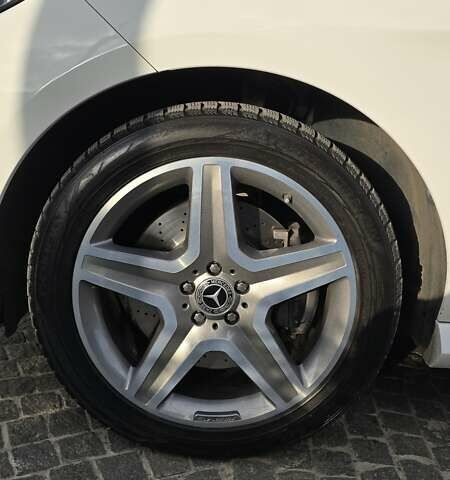 Белый Мерседес ГЛЕ-Класс, объемом двигателя 3 л и пробегом 82 тыс. км за 36000 $, фото 3 на Automoto.ua