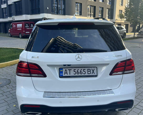 Мерседес ГЛЕ-Клас 2017 у Івано-Франківську на Automoto.ua Білий Мерседес ГЛЕ-Клас, об'ємом двигуна 2.14 л та пробігом 200 тис. км за 34800 $, фото 6 на Automoto.ua