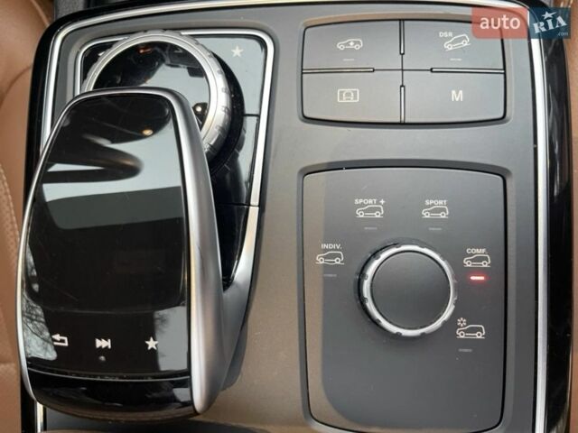 Белый Мерседес ГЛЕ-Класс, объемом двигателя 3 л и пробегом 140 тыс. км за 31500 $, фото 4 на Automoto.ua