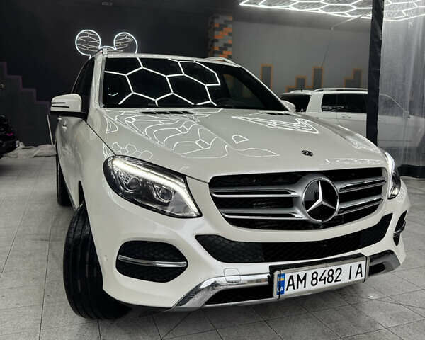 Белый Мерседес ГЛЕ-Класс, объемом двигателя 2.14 л и пробегом 112 тыс. км за 34999 $, фото 4 на Automoto.ua