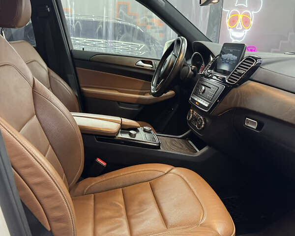 Белый Мерседес ГЛЕ-Класс, объемом двигателя 2.14 л и пробегом 112 тыс. км за 34999 $, фото 38 на Automoto.ua