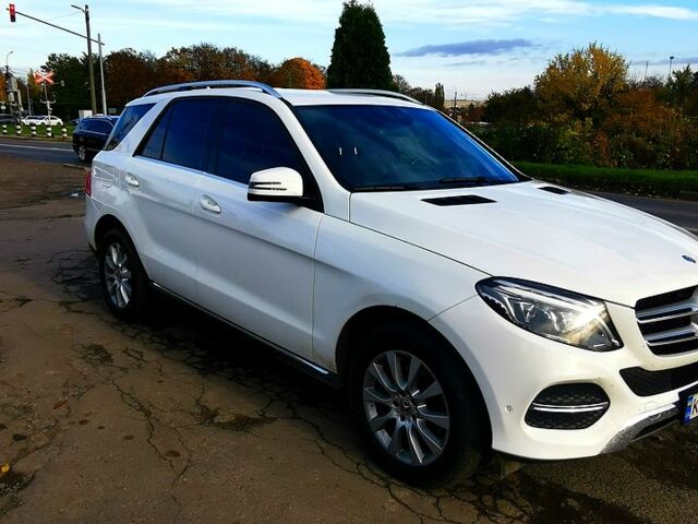 Белый Мерседес ГЛЕ-Класс, объемом двигателя 2.1 л и пробегом 90 тыс. км за 35500 $, фото 1 на Automoto.ua