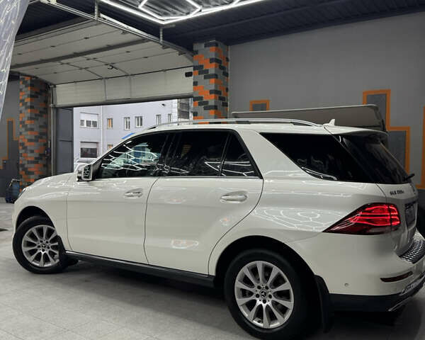 Белый Мерседес ГЛЕ-Класс, объемом двигателя 2.14 л и пробегом 112 тыс. км за 34999 $, фото 43 на Automoto.ua