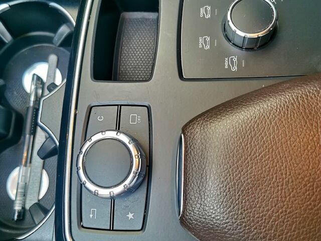 Білий Мерседес ГЛЕ-Клас, об'ємом двигуна 2.1 л та пробігом 90 тис. км за 36999 $, фото 6 на Automoto.ua