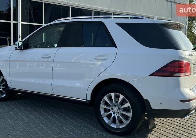 Белый Мерседес ГЛЕ-Класс, объемом двигателя 2.14 л и пробегом 161 тыс. км за 31500 $, фото 12 на Automoto.ua