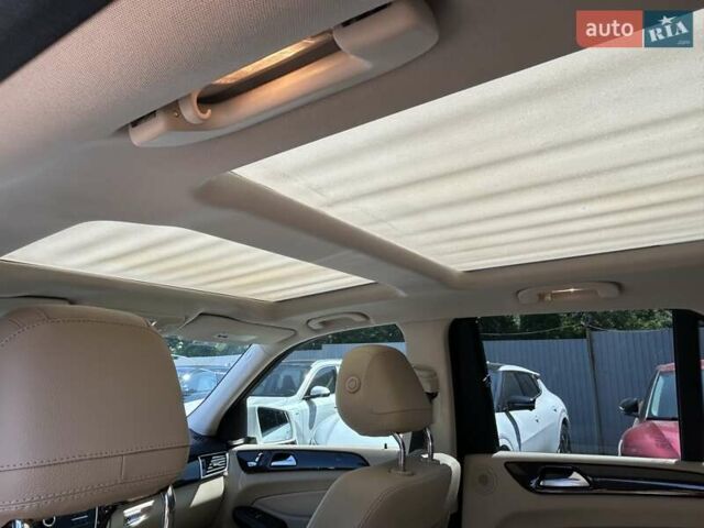 Белый Мерседес ГЛЕ-Класс, объемом двигателя 3.5 л и пробегом 163 тыс. км за 27600 $, фото 15 на Automoto.ua