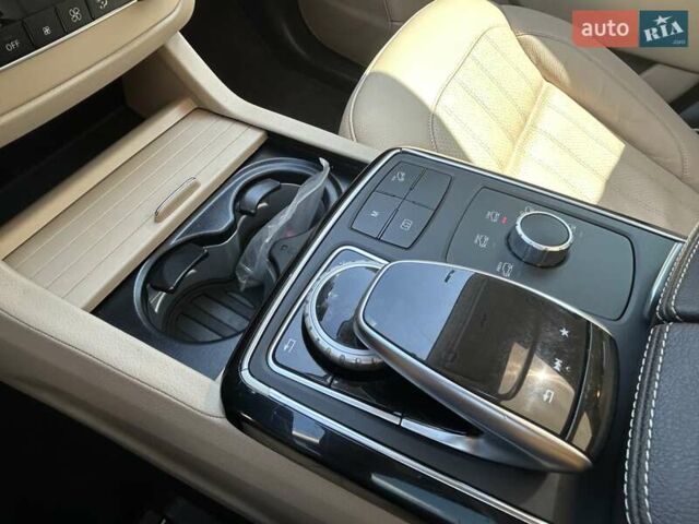 Белый Мерседес ГЛЕ-Класс, объемом двигателя 3.5 л и пробегом 163 тыс. км за 27600 $, фото 24 на Automoto.ua