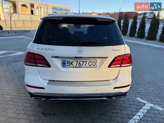 Білий Мерседес ГЛЕ-Клас, об'ємом двигуна 2.14 л та пробігом 198 тис. км за 29500 $, фото 5 на Automoto.ua