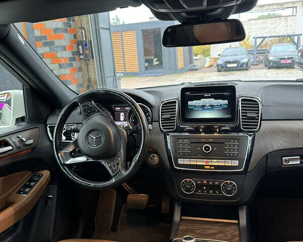 Белый Мерседес ГЛЕ-Класс, объемом двигателя 2.14 л и пробегом 112 тыс. км за 34999 $, фото 14 на Automoto.ua