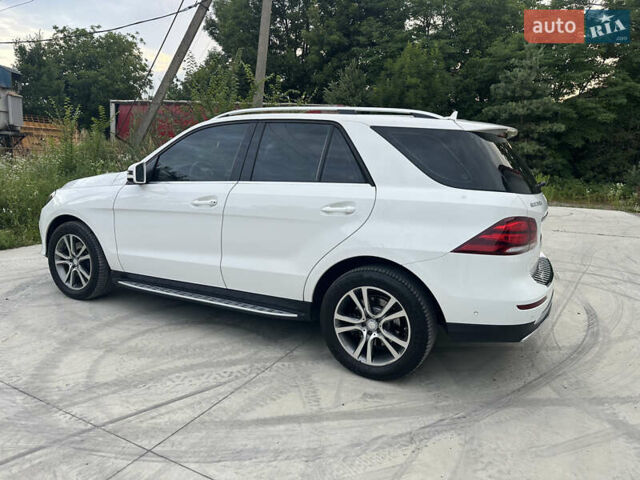 Мерседес ГЛЕ-Класс 2017 в Снятине на Automoto.ua Белый Мерседес ГЛЕ-Класс, объемом двигателя 2.14 л и пробегом 84 тыс. км за 34900 $, фото 16 на Automoto.ua