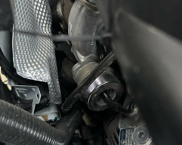 Мерседес ГЛЕ-Класс 2017 в Снятине на Automoto.ua Белый Мерседес ГЛЕ-Класс, объемом двигателя 2.14 л и пробегом 84 тыс. км за 34900 $, фото 43 на Automoto.ua