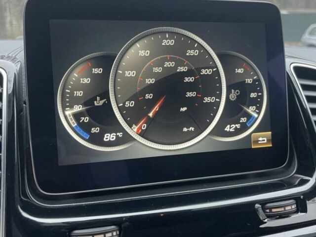 Белый Мерседес ГЛЕ-Класс, объемом двигателя 3 л и пробегом 140 тыс. км за 31500 $, фото 7 на Automoto.ua