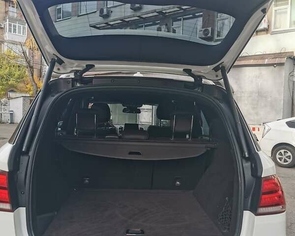 Білий Мерседес ГЛЕ-Клас, об'ємом двигуна 2.14 л та пробігом 90 тис. км за 36999 $, фото 15 на Automoto.ua