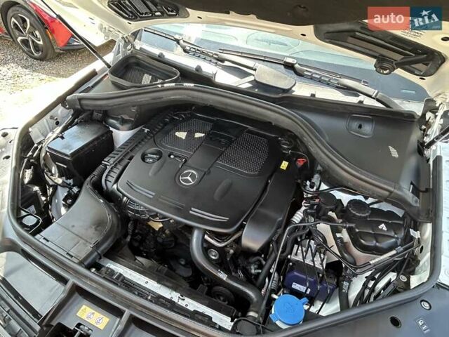 Белый Мерседес ГЛЕ-Класс, объемом двигателя 3.5 л и пробегом 163 тыс. км за 27600 $, фото 6 на Automoto.ua
