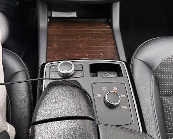 Белый Мерседес ГЛЕ-Класс, объемом двигателя 2.1 л и пробегом 164 тыс. км за 31500 $, фото 9 на Automoto.ua