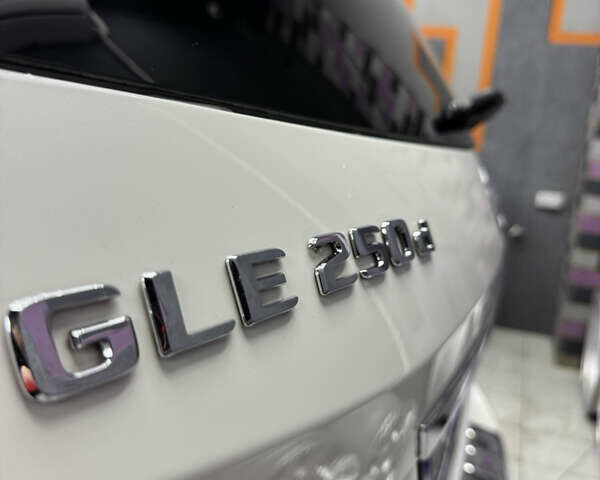 Белый Мерседес ГЛЕ-Класс, объемом двигателя 2.14 л и пробегом 112 тыс. км за 34999 $, фото 42 на Automoto.ua