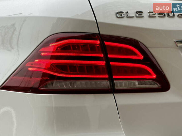 Білий Мерседес ГЛЕ-Клас, об'ємом двигуна 2.14 л та пробігом 90 тис. км за 34990 $, фото 13 на Automoto.ua