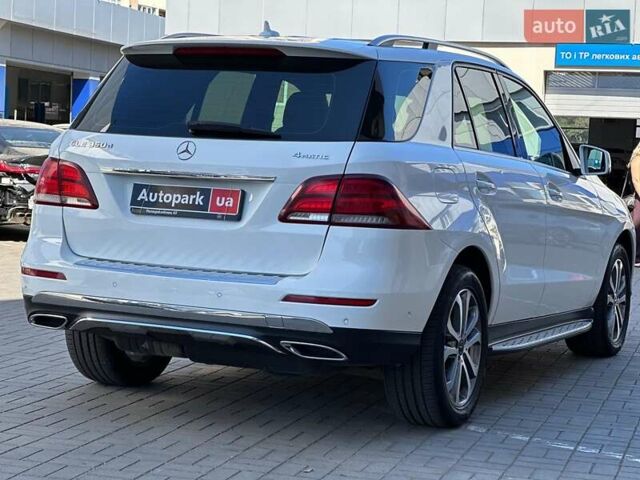 Белый Мерседес ГЛЕ-Класс, объемом двигателя 3 л и пробегом 196 тыс. км за 36940 $, фото 8 на Automoto.ua