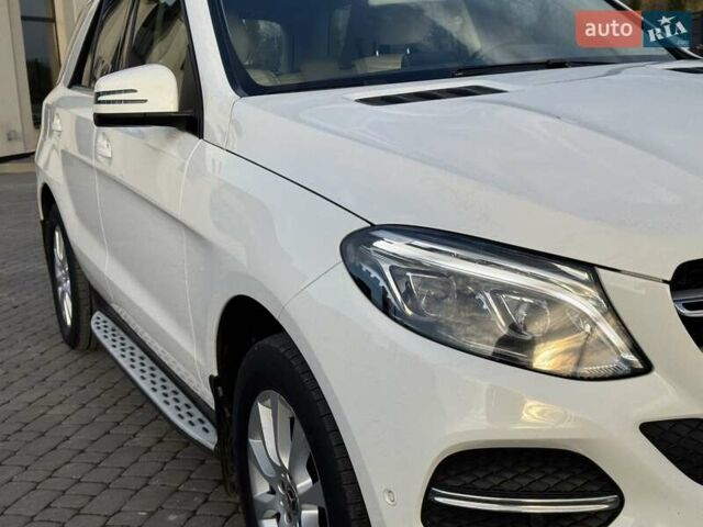 Белый Мерседес ГЛЕ-Класс, объемом двигателя 2.14 л и пробегом 172 тыс. км за 31000 $, фото 19 на Automoto.ua