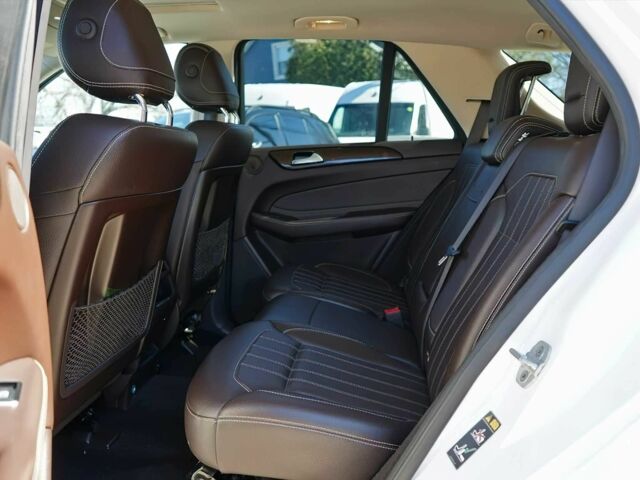 Белый Мерседес ГЛЕ-Класс, объемом двигателя 3.5 л и пробегом 66 тыс. км за 10700 $, фото 10 на Automoto.ua