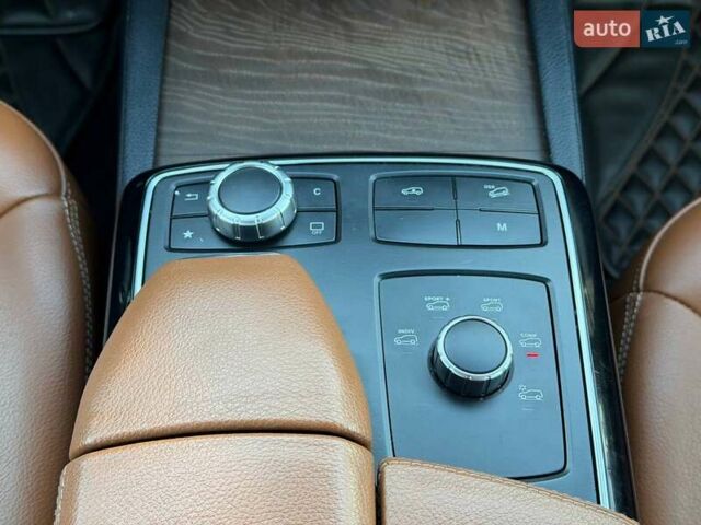 Білий Мерседес ГЛЕ-Клас, об'ємом двигуна 3 л та пробігом 153 тис. км за 39500 $, фото 53 на Automoto.ua