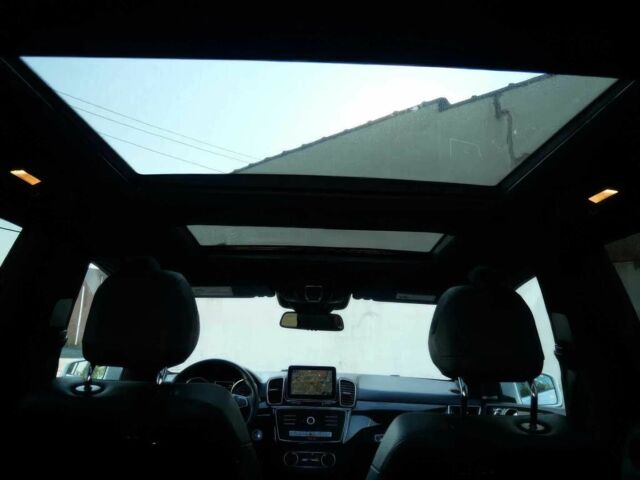 Білий Мерседес ГЛЕ-Клас, об'ємом двигуна 3.5 л та пробігом 36 тис. км за 31000 $, фото 17 на Automoto.ua