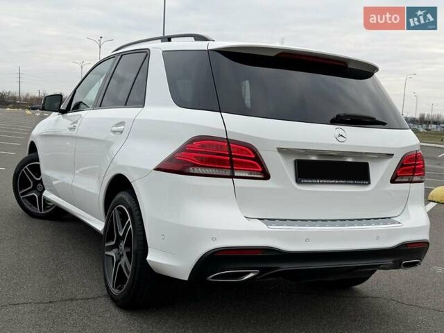 Білий Мерседес ГЛЕ-Клас, об'ємом двигуна 2.14 л та пробігом 142 тис. км за 37700 $, фото 1 на Automoto.ua