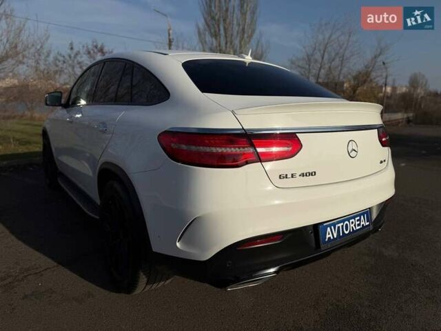 Білий Мерседес ГЛЕ-Клас, об'ємом двигуна 3 л та пробігом 153 тис. км за 39500 $, фото 30 на Automoto.ua