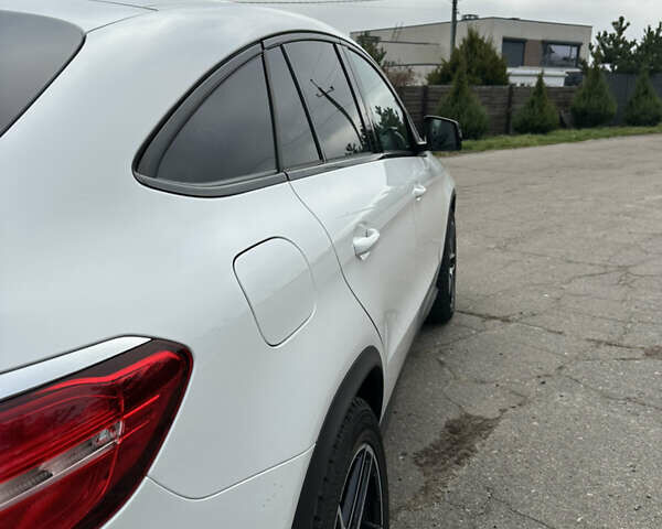 Белый Мерседес ГЛЕ-Класс, объемом двигателя 2.99 л и пробегом 65 тыс. км за 55000 $, фото 20 на Automoto.ua