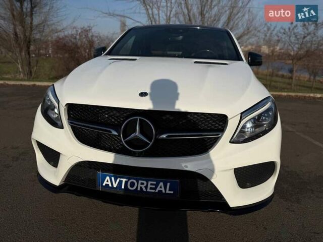 Білий Мерседес ГЛЕ-Клас, об'ємом двигуна 3 л та пробігом 153 тис. км за 39500 $, фото 15 на Automoto.ua