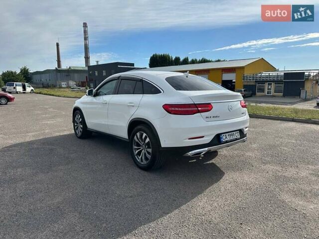 Белый Мерседес ГЛЕ-Класс, объемом двигателя 2.99 л и пробегом 150 тыс. км за 46000 $, фото 12 на Automoto.ua