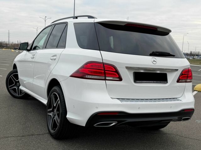 Білий Мерседес ГЛЕ-Клас, об'ємом двигуна 2.1 л та пробігом 142 тис. км за 37700 $, фото 1 на Automoto.ua