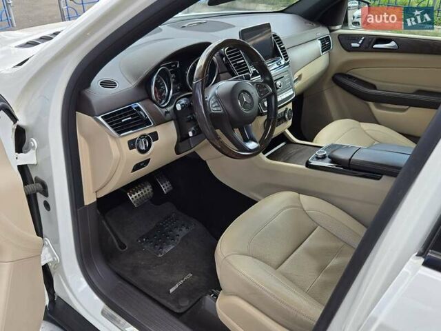 Белый Мерседес ГЛЕ-Класс, объемом двигателя 3 л и пробегом 147 тыс. км за 38500 $, фото 7 на Automoto.ua