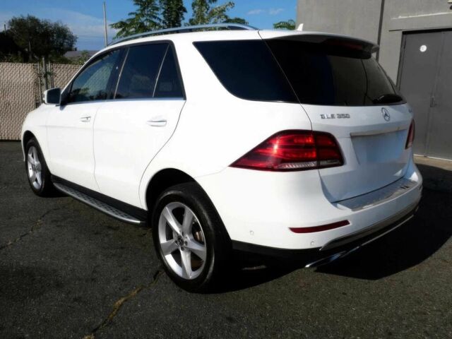 Білий Мерседес ГЛЕ-Клас, об'ємом двигуна 3.5 л та пробігом 36 тис. км за 31000 $, фото 5 на Automoto.ua