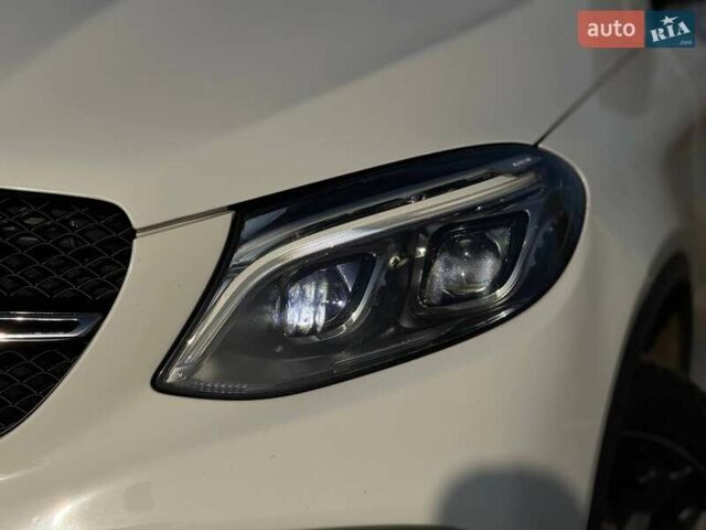 Білий Мерседес ГЛЕ-Клас, об'ємом двигуна 3 л та пробігом 153 тис. км за 39500 $, фото 3 на Automoto.ua