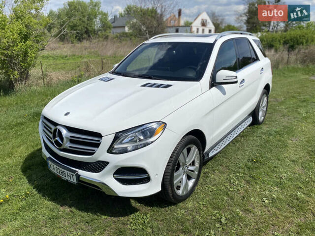 Белый Мерседес ГЛЕ-Класс, объемом двигателя 3.5 л и пробегом 110 тыс. км за 31900 $, фото 11 на Automoto.ua