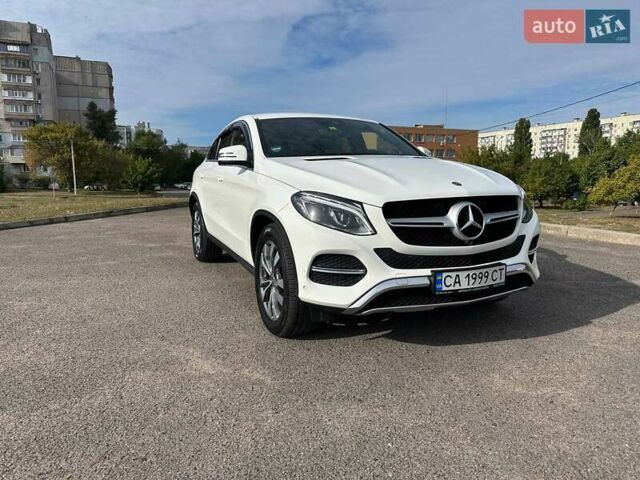 Белый Мерседес ГЛЕ-Класс, объемом двигателя 2.99 л и пробегом 150 тыс. км за 46000 $, фото 6 на Automoto.ua