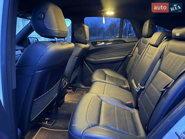 Белый Мерседес ГЛЕ-Класс, объемом двигателя 3 л и пробегом 80 тыс. км за 45000 $, фото 9 на Automoto.ua