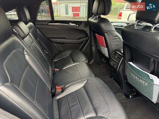 Белый Мерседес ГЛЕ-Класс, объемом двигателя 3 л и пробегом 84 тыс. км за 44500 $, фото 12 на Automoto.ua