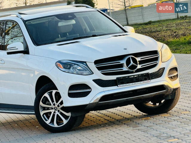 Белый Мерседес ГЛЕ-Класс, объемом двигателя 3 л и пробегом 76 тыс. км за 33300 $, фото 84 на Automoto.ua