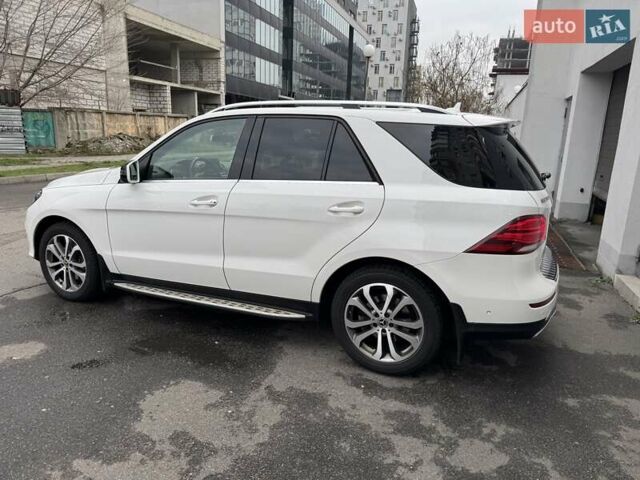 Білий Мерседес ГЛЕ-Клас, об'ємом двигуна 2.99 л та пробігом 156 тис. км за 44999 $, фото 3 на Automoto.ua